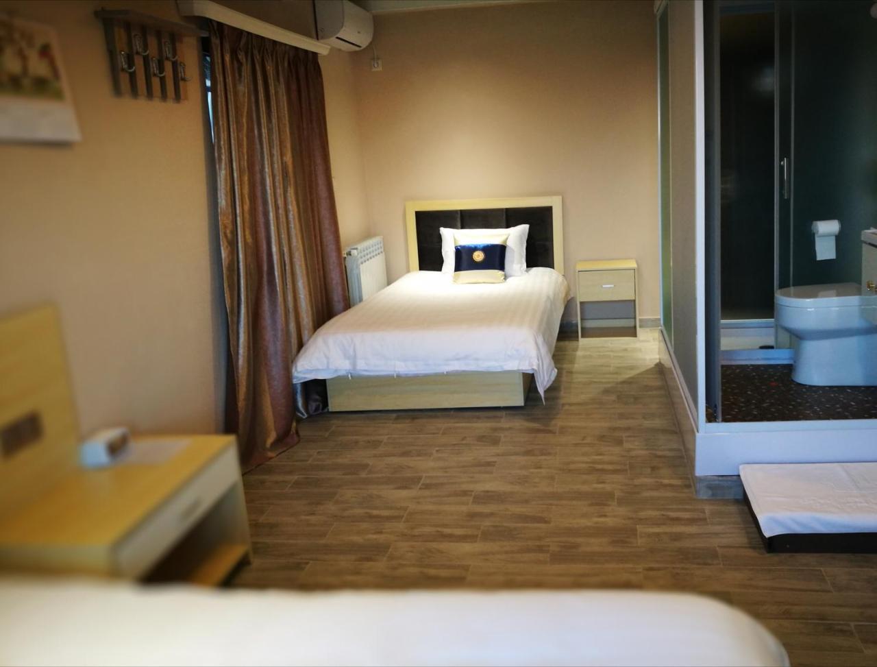 Top Boutique Hotel（首席精品酒店） 第比利斯 外观 照片