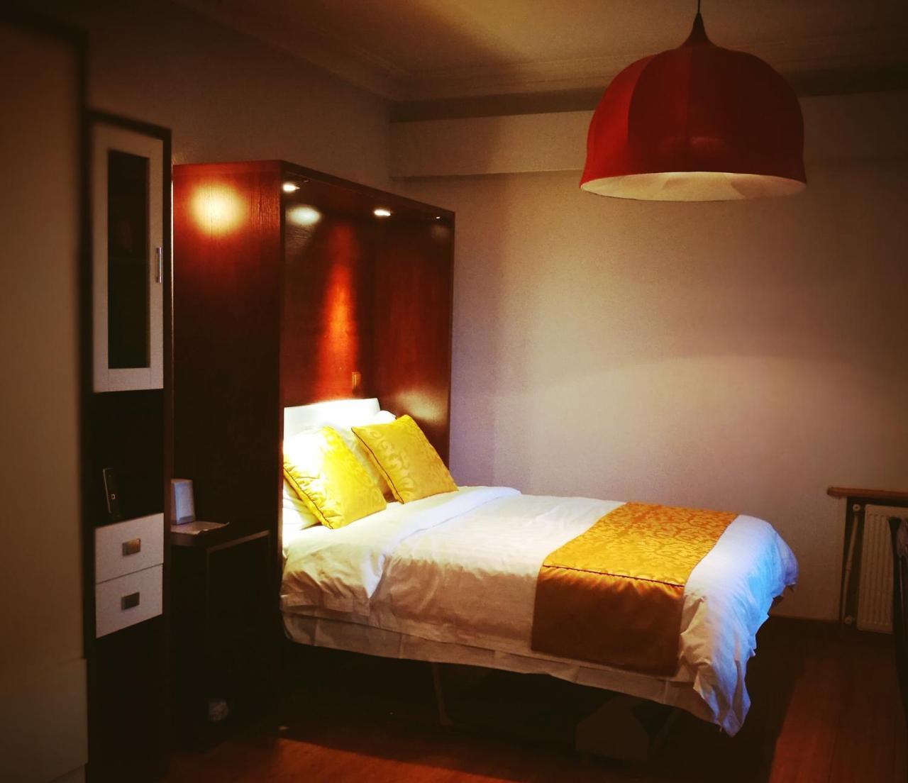 Top Boutique Hotel（首席精品酒店） 第比利斯 外观 照片