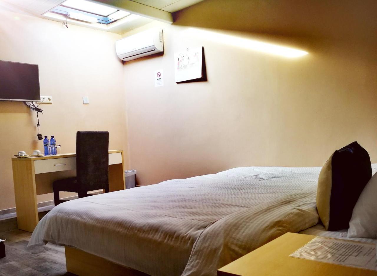 Top Boutique Hotel（首席精品酒店） 第比利斯 外观 照片