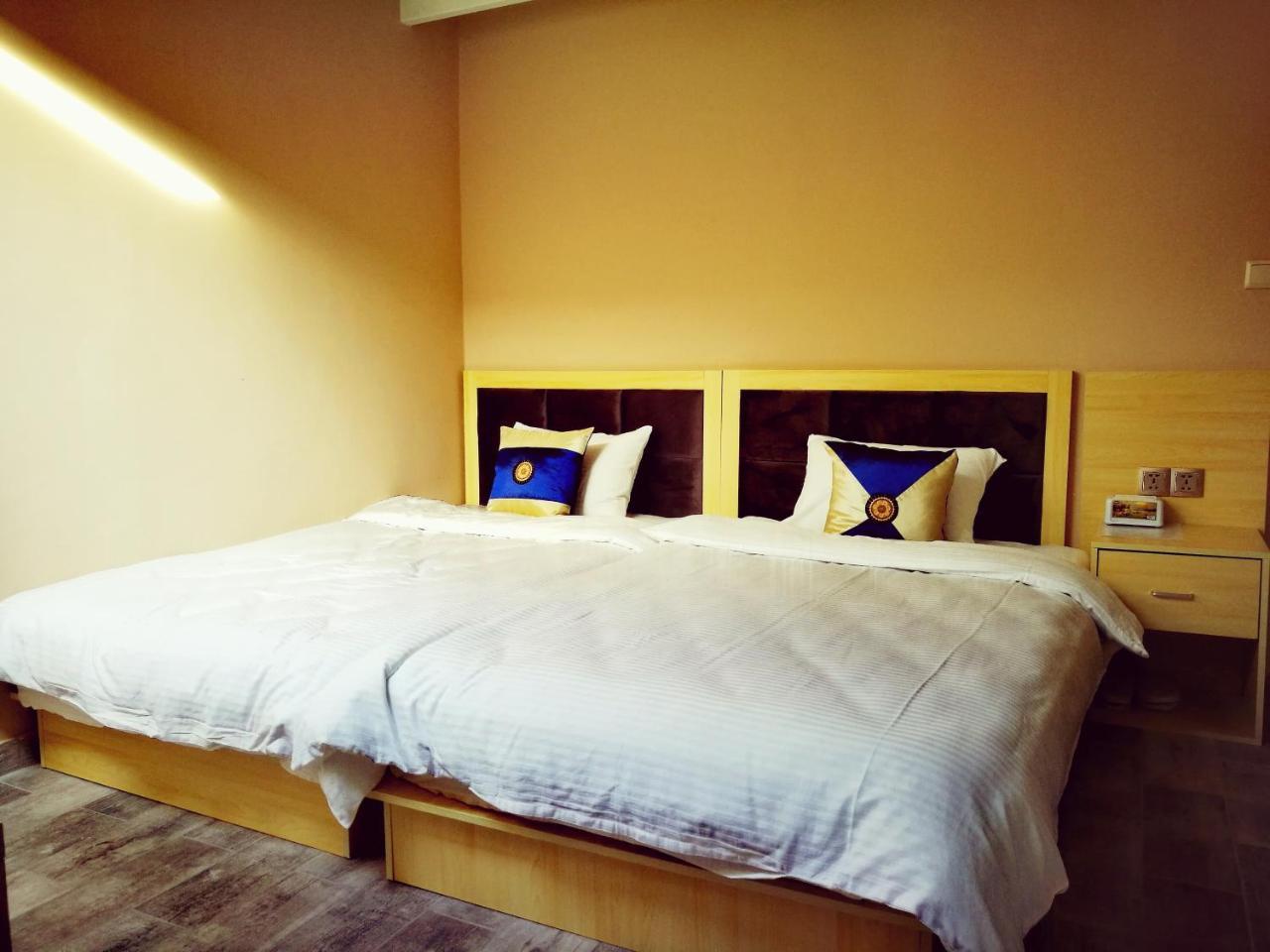 Top Boutique Hotel（首席精品酒店） 第比利斯 外观 照片